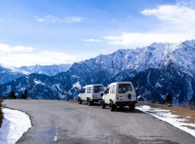 Kullu-Manali-Naggar Castle Holiday Package By Volvo (02 Nights 03 Days)