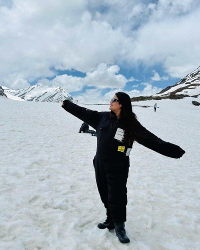 traveler picture 4-min